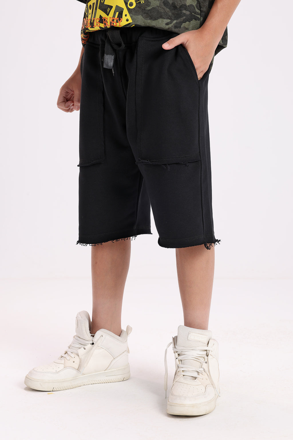 Forest Short -Black