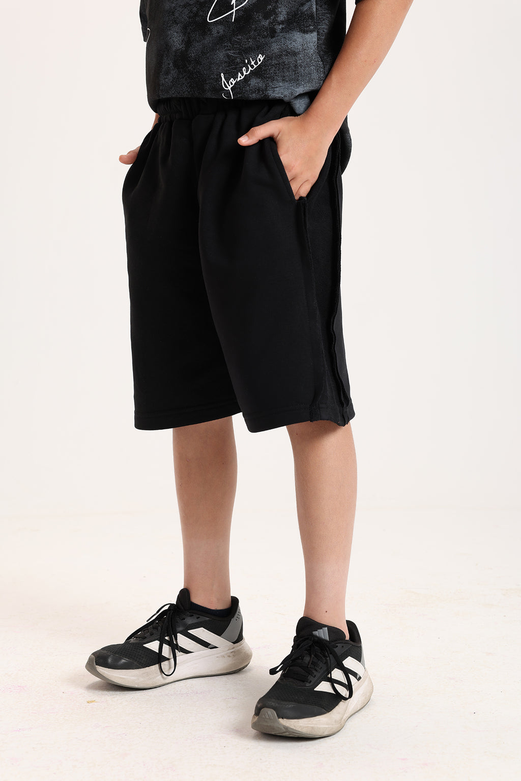 Glitch Black Short