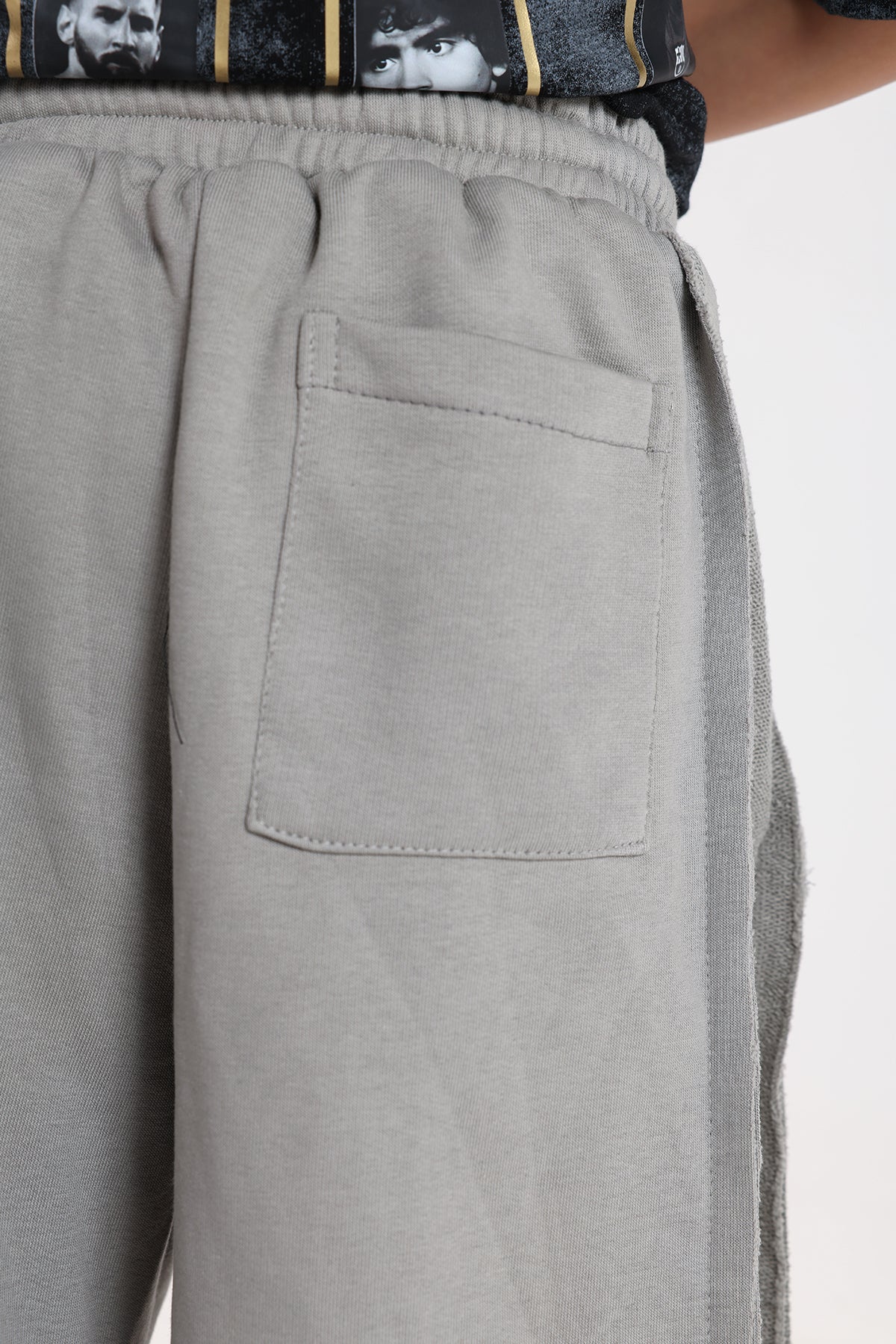 Glitch Grey Short