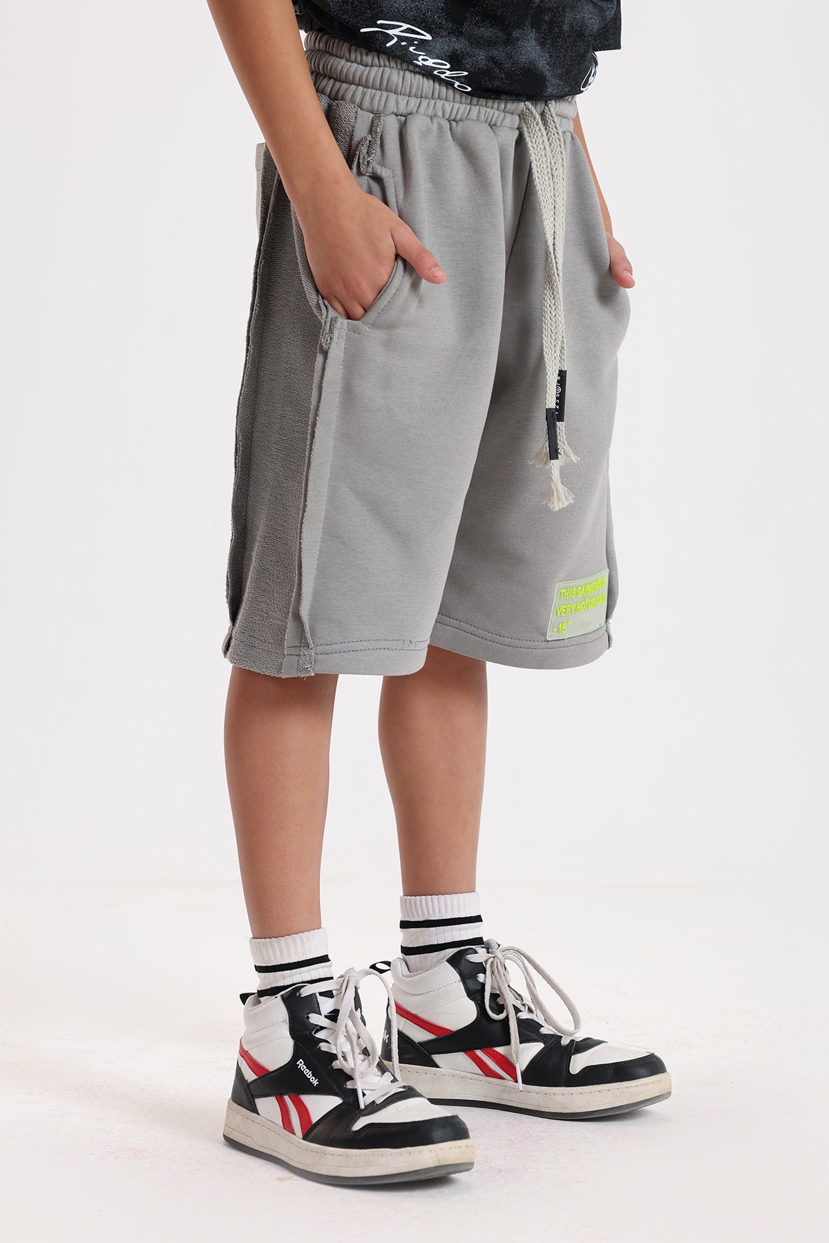 Glitch Grey Short
