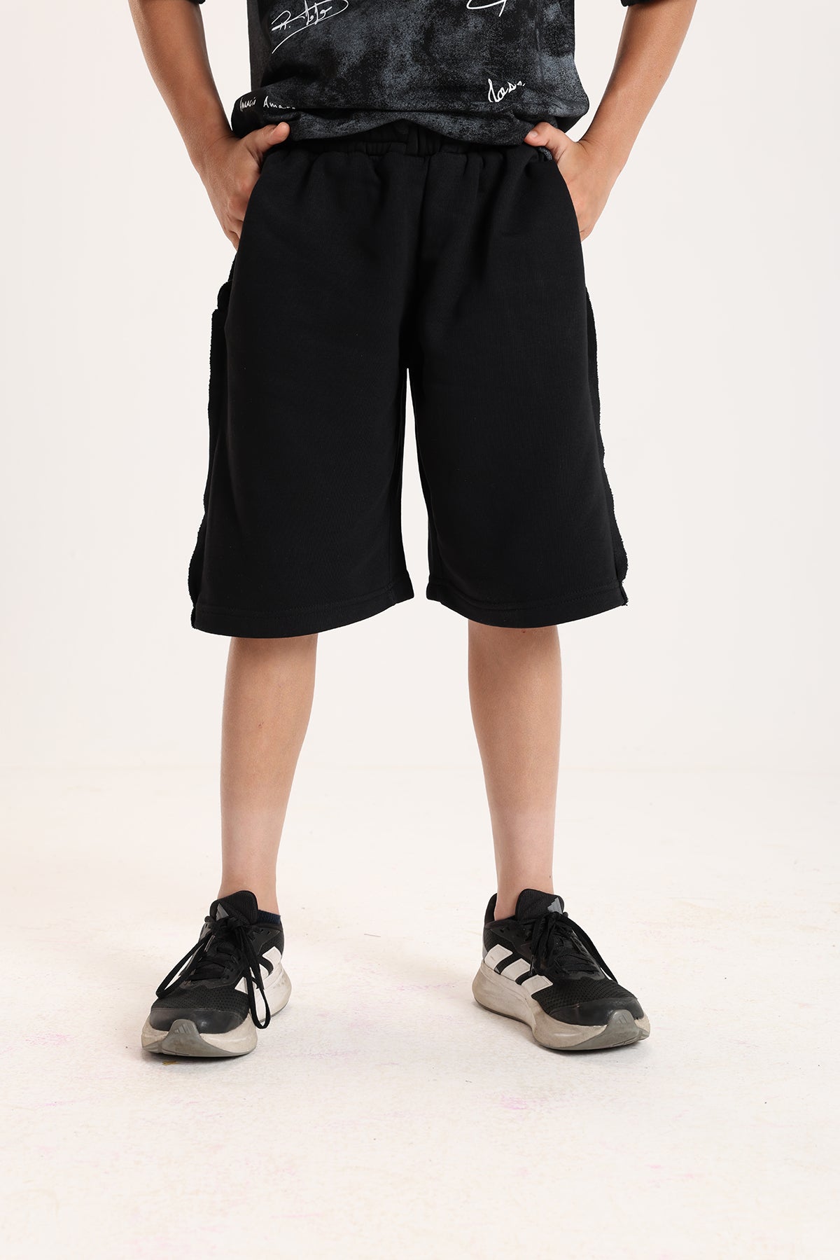 Glitch Black Short