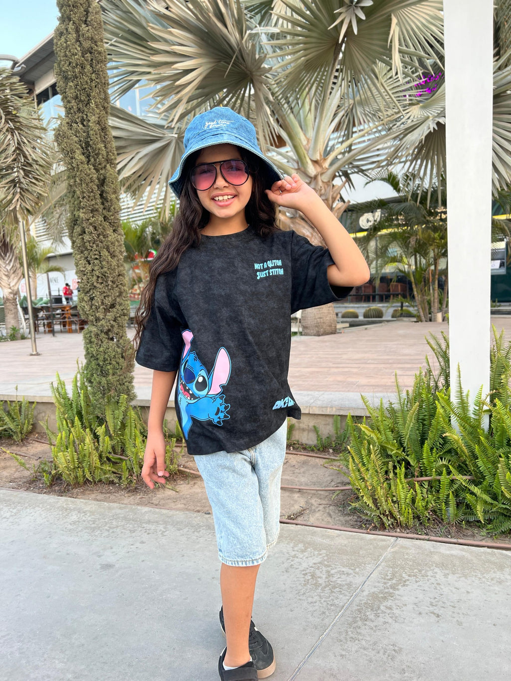 Stitch T-Shirt-Black