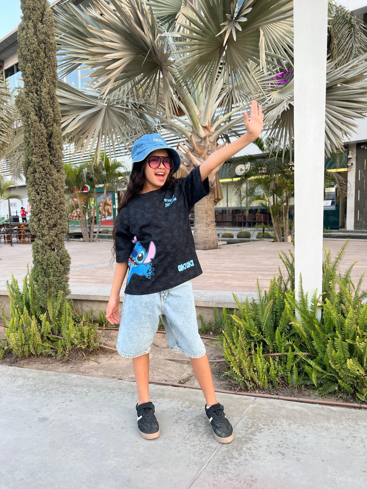 Stitch T-Shirt-Black - Image 2